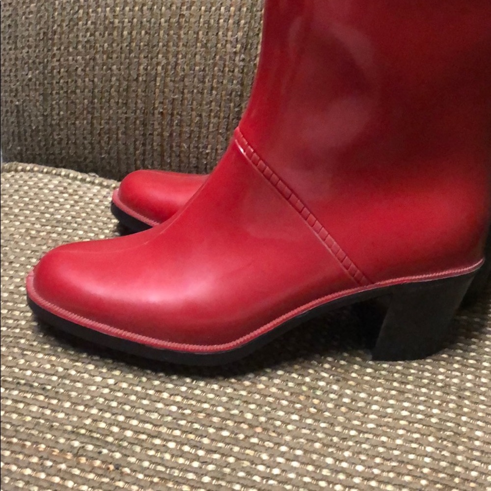 **Marc Jacobs Rainboots in Red** - Picture 2 of 8